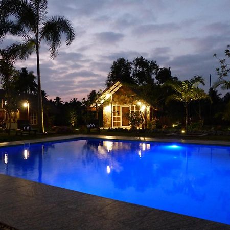 Coco Village Hotel Чілав Екстер'єр фото